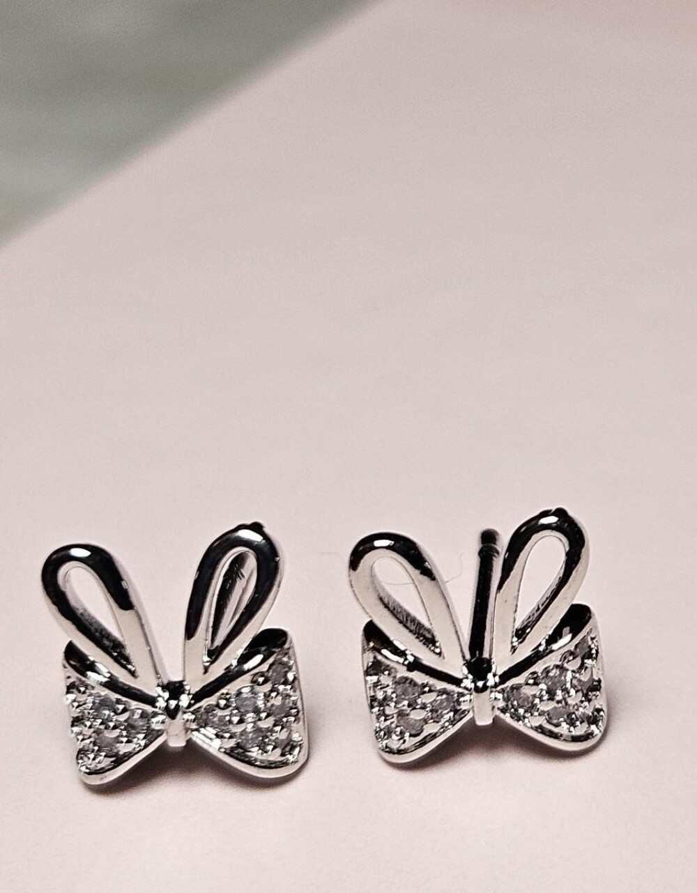 Bunnies & Bows Earrings - Picture 2 of 7